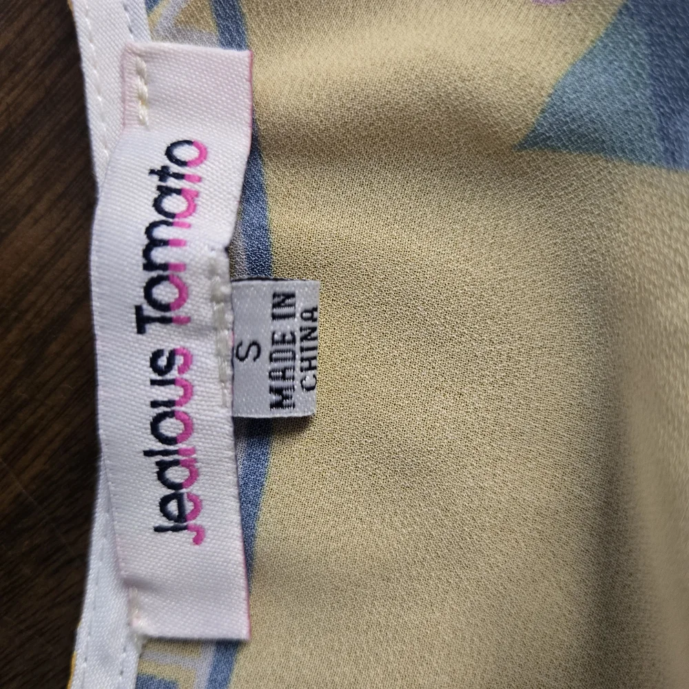 JEALOUS TOMATO Size S Bright Yellow Floral Summer Blouse - Picture 3 of 11